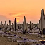 For Your Getaway Near The Beach-beahost شقة