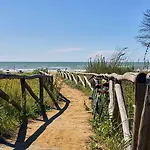 For Your Getaway Near The Beach-beahost بيبيوني