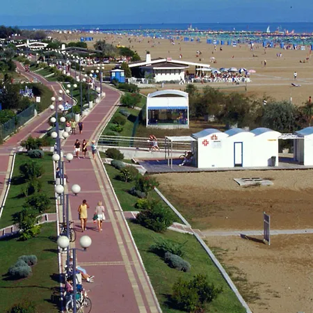 شقة For Your Getaway Near The Beach-beahost *