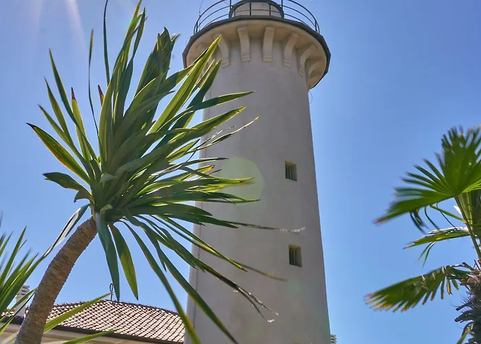 Lägenhet For Your Getaway Near The Beach-beahost *